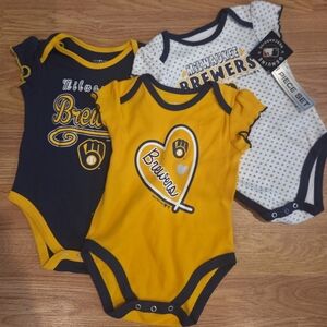 MLB Milwaukee Brewers Baby Bodysuit 3pc 6-9M NWT 100% Cotton Genuiune Merchandis